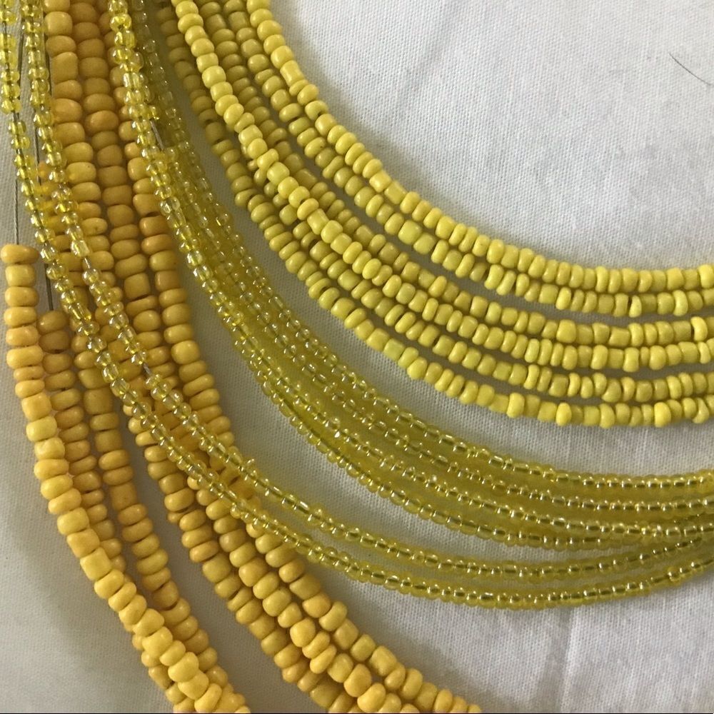 Mixit
Color Bead Necklace - Picture 4 of 8